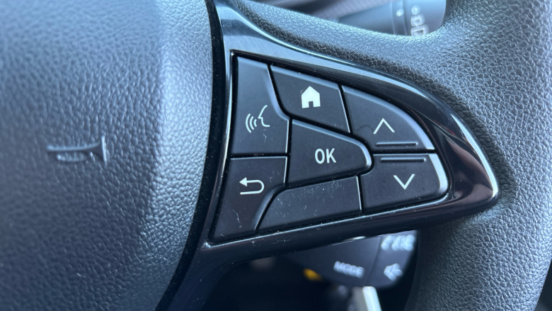 Dacia Sandero 1.0 TCe Essential 5dr Bi Fuel Hatchback